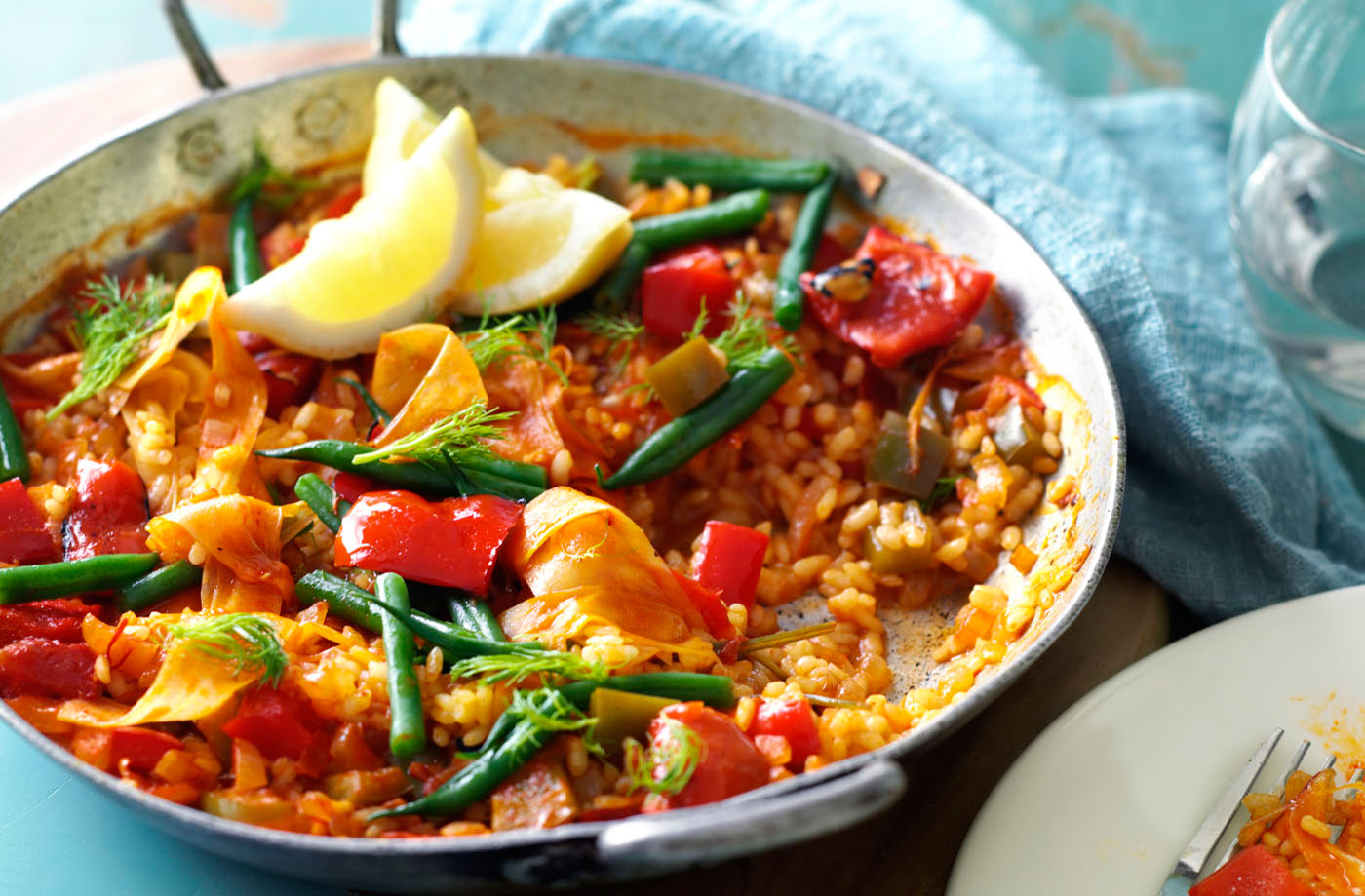 Fennel, tomato and red pepper paella recipe