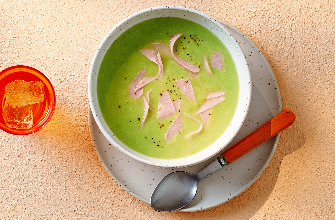 Pea, leek and ham soup recipe