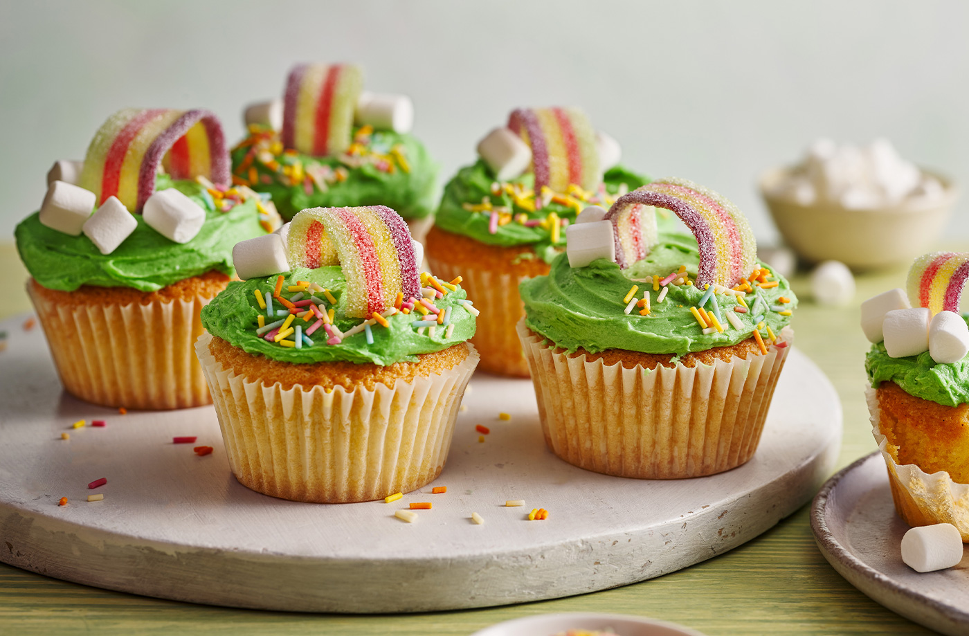 Pot of gold cupcakes recipe