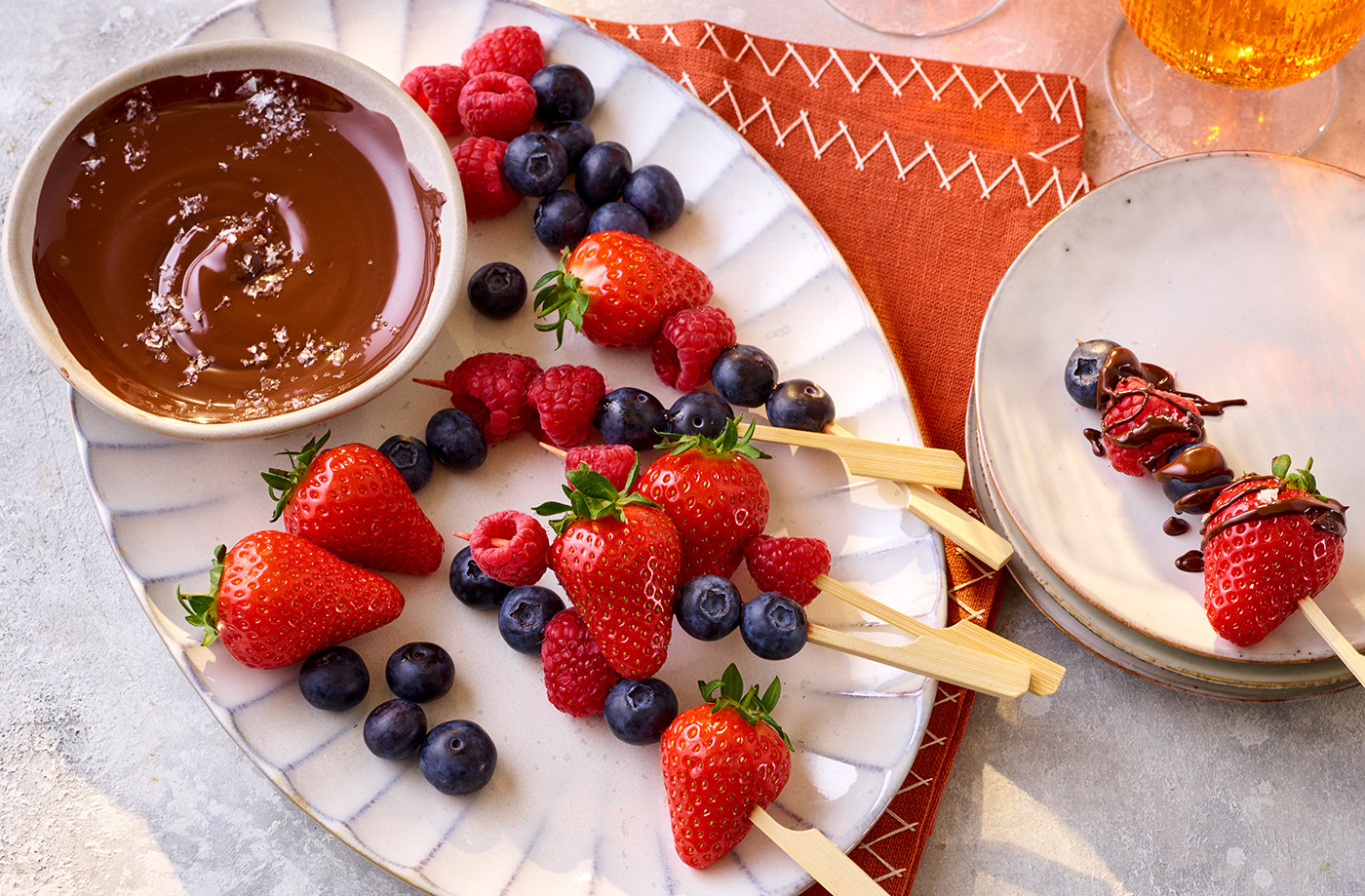 Berries with quick salted chocolate dipping sauce recipe