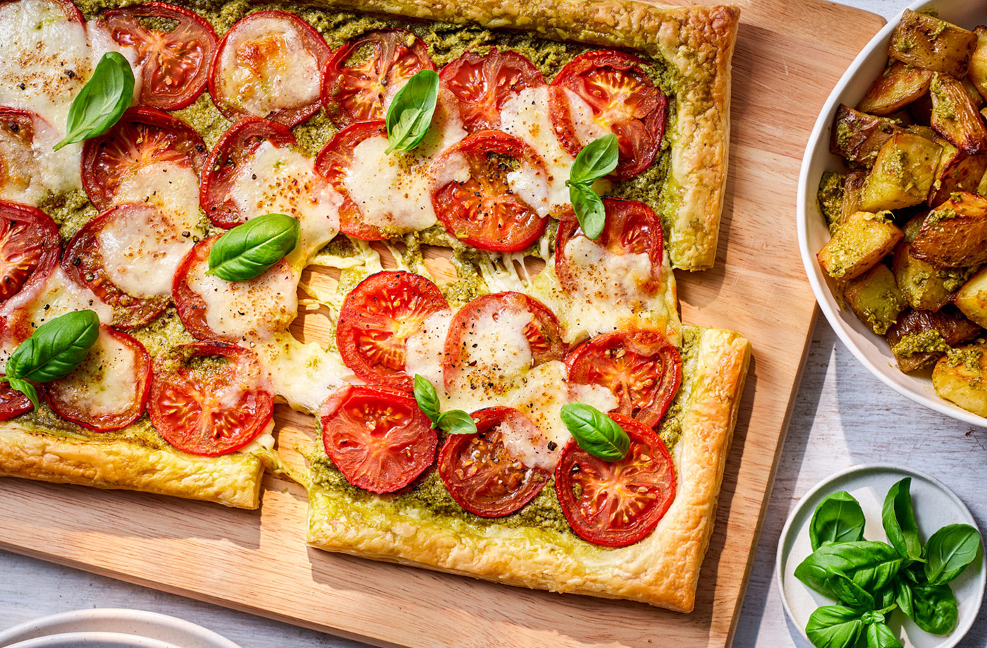Caprese-inspired puff pastry tart recipe