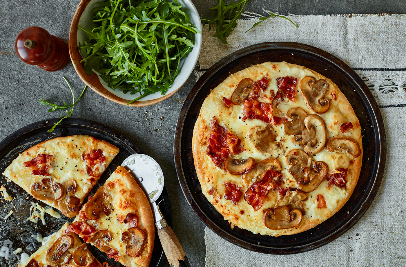 Carbonara pizza recipe