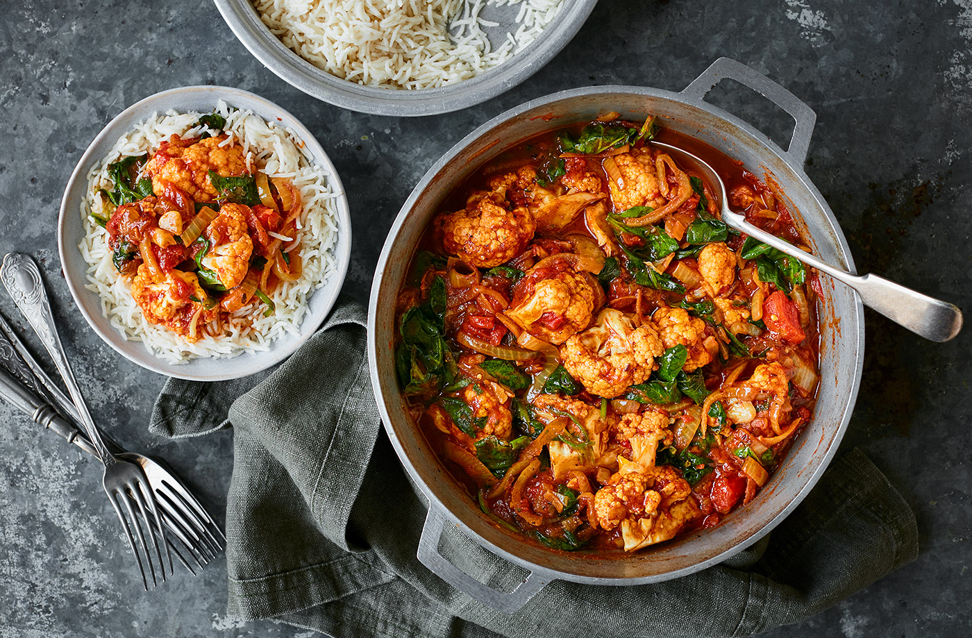 Cauliflower and spinach curry recipe