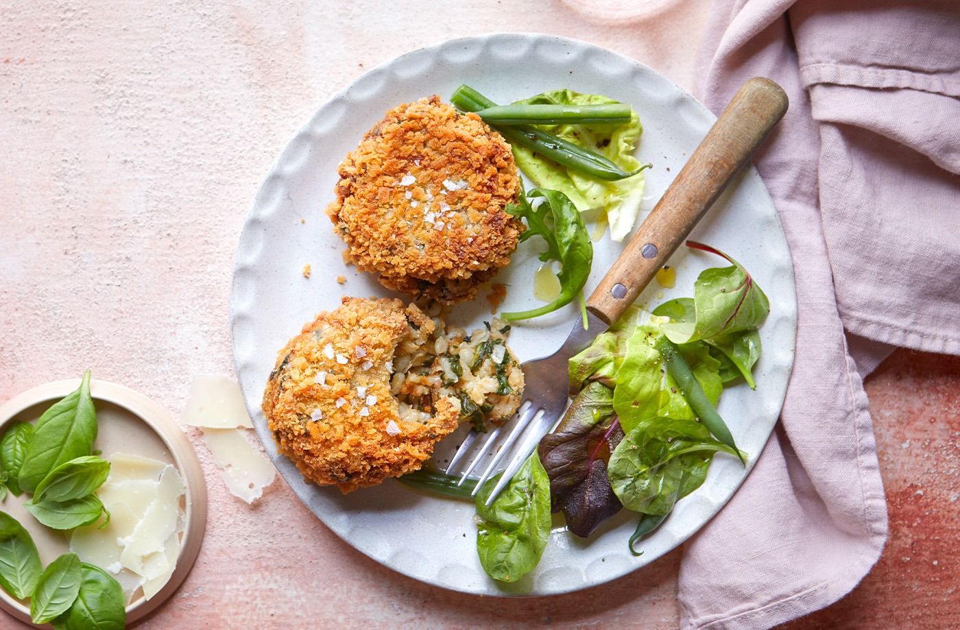 Cheesy pearl barley cakes recipe