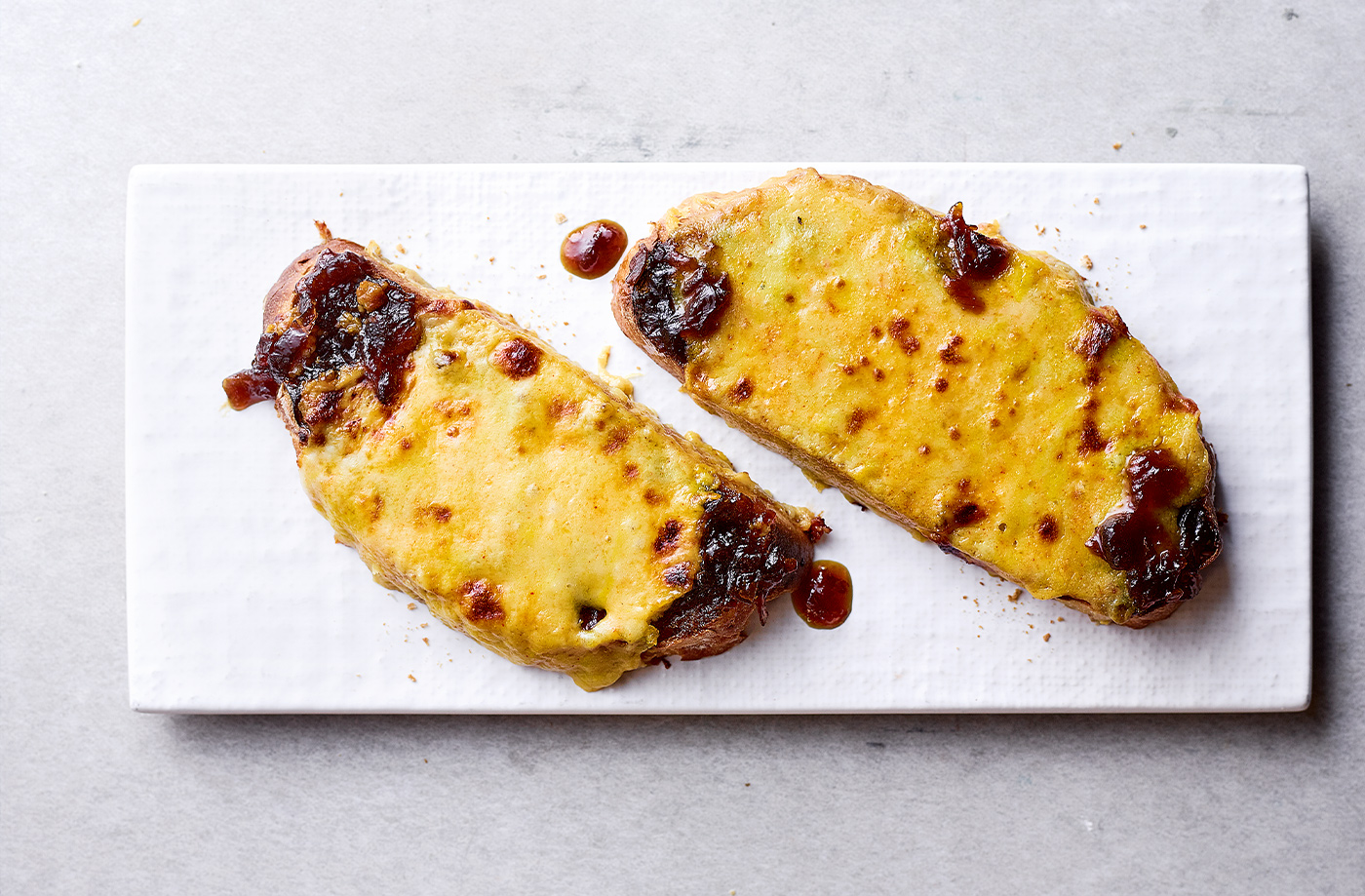 Cheesy chutney toast recipe