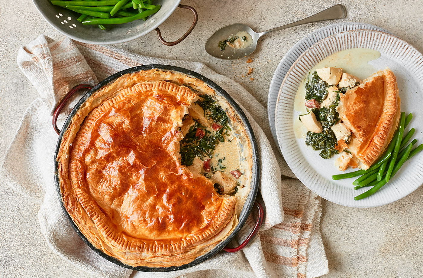 Creamy chicken, chorizo and spinach pie recipe