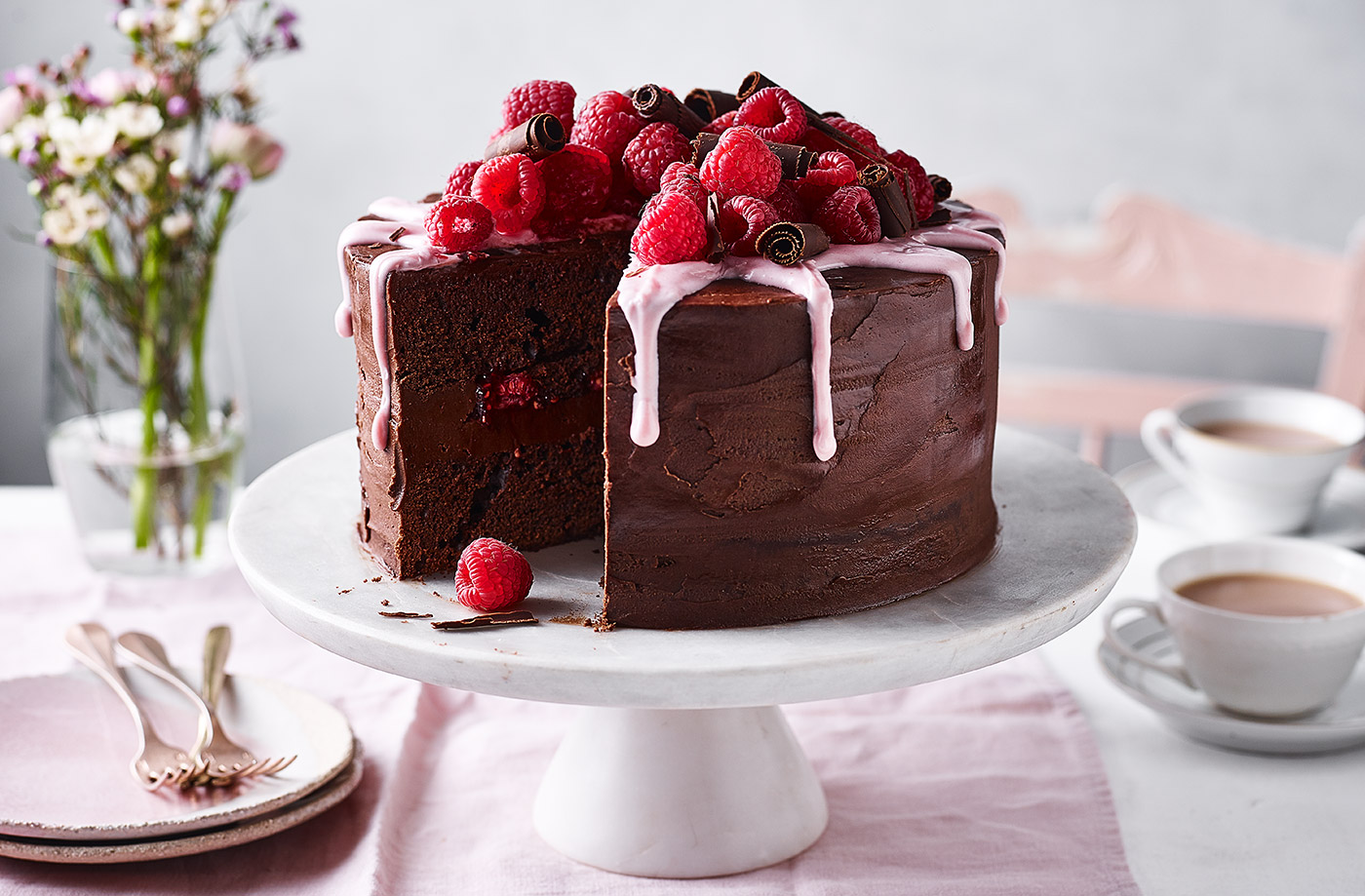 Chocolate and raspberry fudge cake recipe