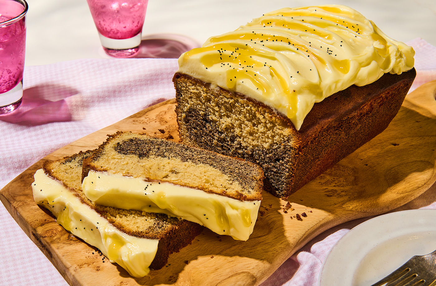 Earl Grey, poppy seed and lemon marble cake recipe