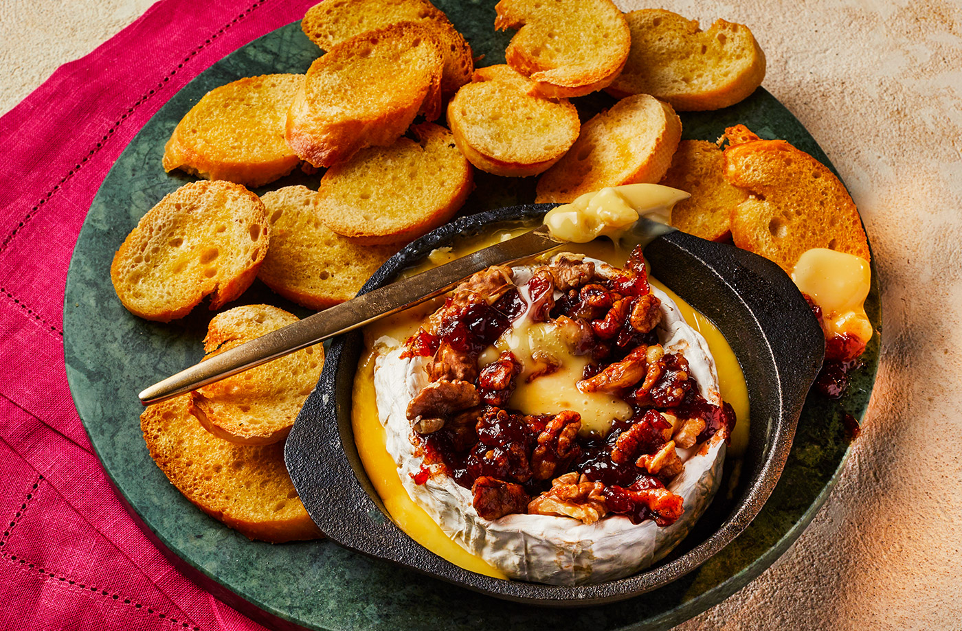 Air-fryer glazed brie recipe