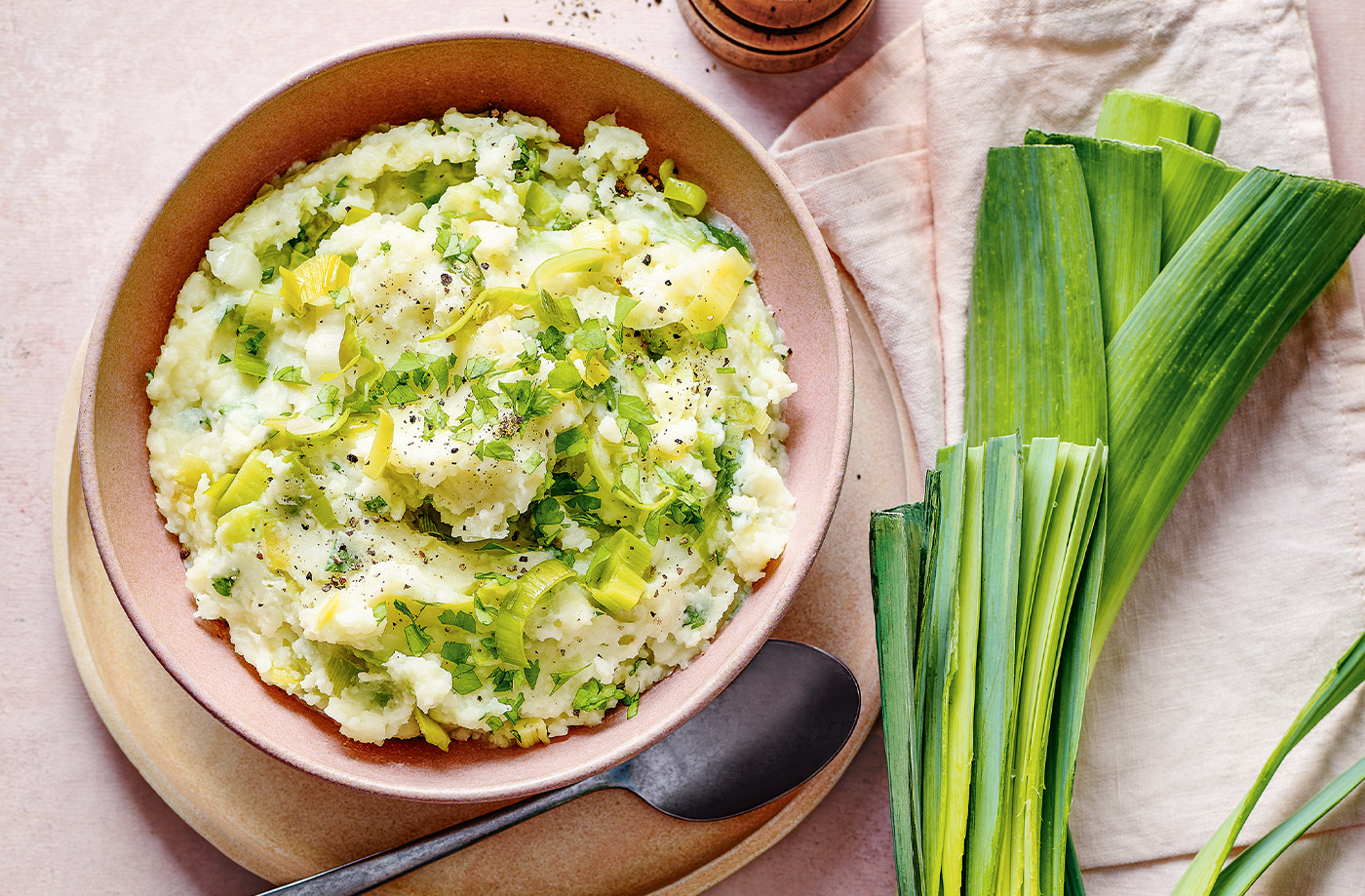 Leek, parsley and Cheddar mash recipe