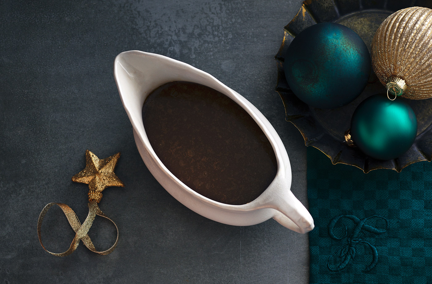 Merlot and redcurrant gravy recipe