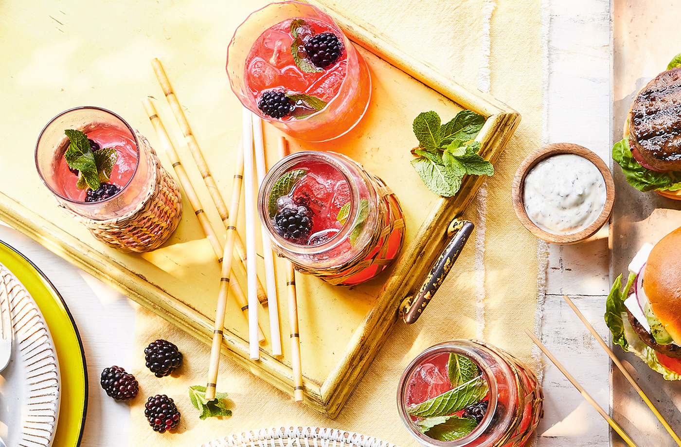 Ouzo and blackberry mojito recipe