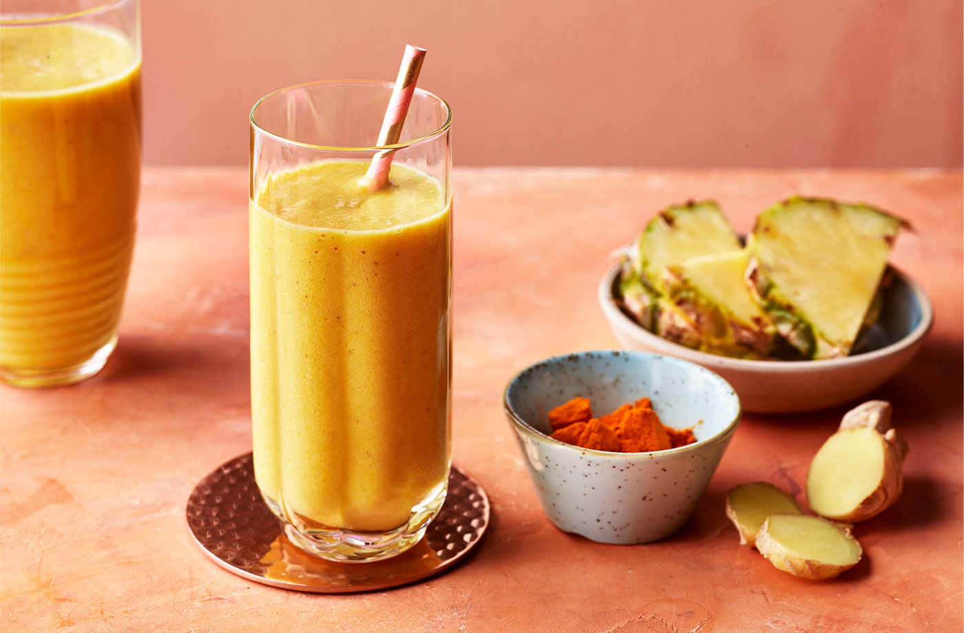 Pineapple and turmeric smoothie recipe