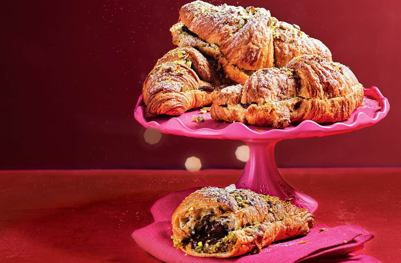 Pistachio and chocolate stuffed croissants recipe