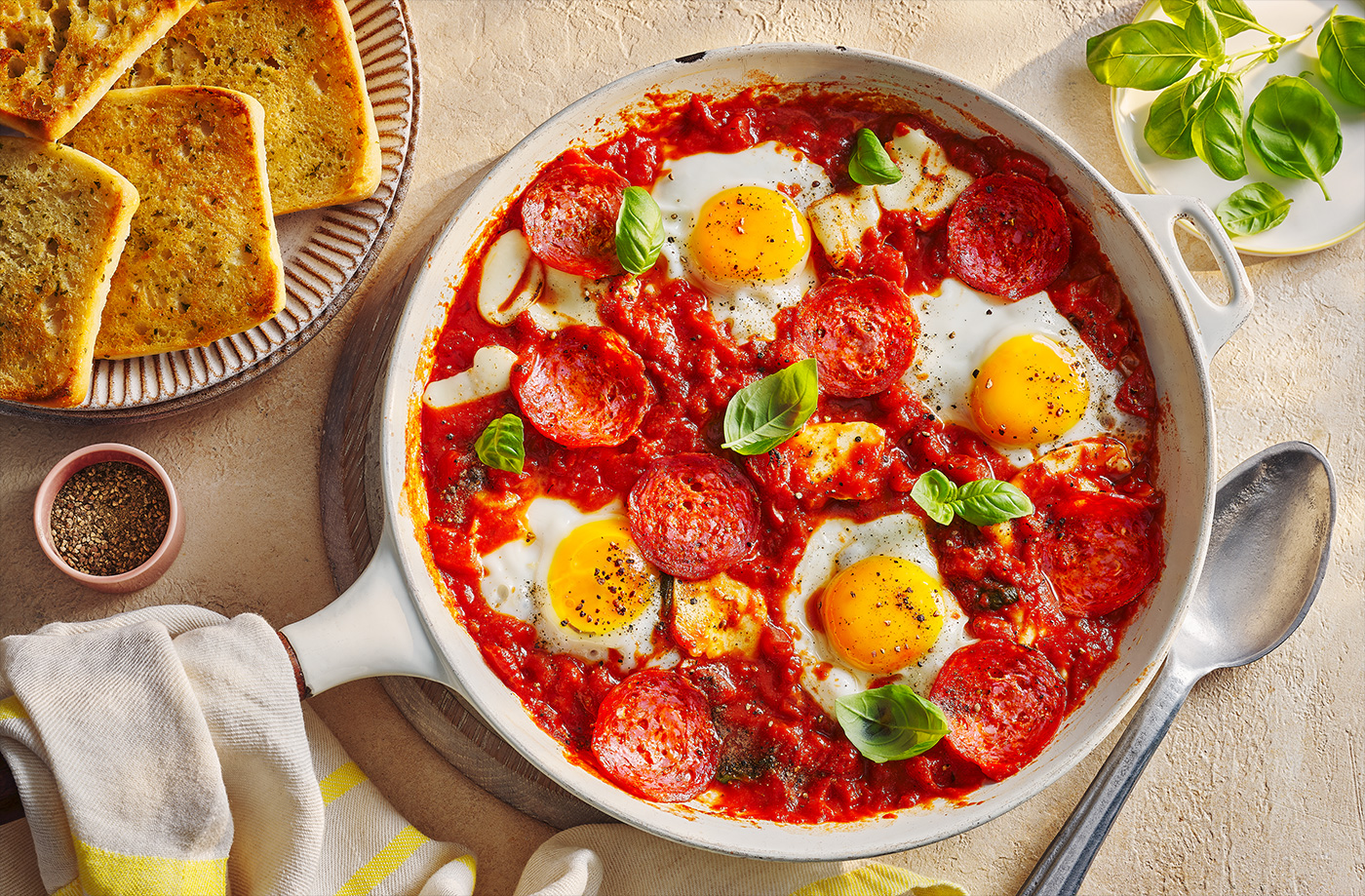 Pizza baked eggs recipe