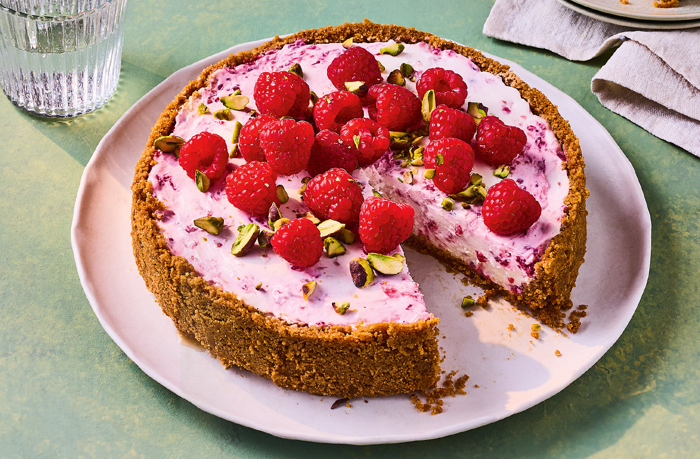 Raspberry and mascarpone cheesecake recipe