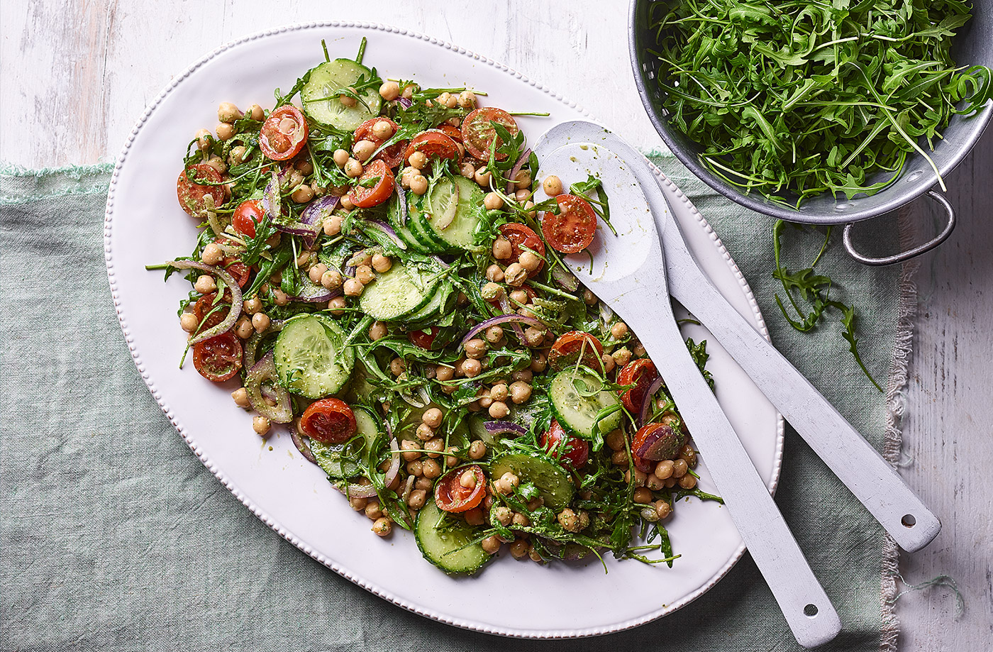 Rocket and chickpea salad with pesto dressing recipe