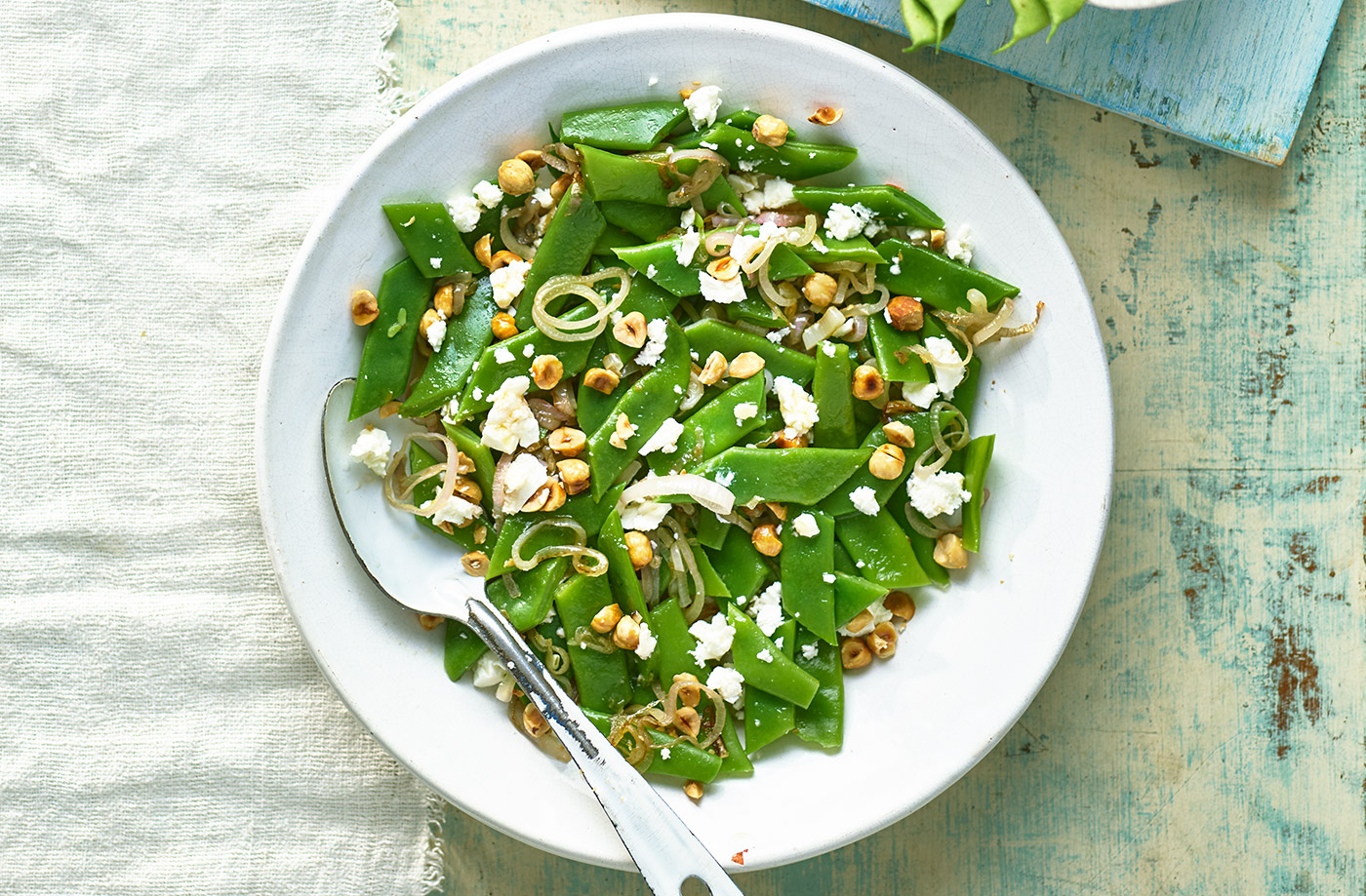 Stringless beans with feta, shallots and nuts recipe