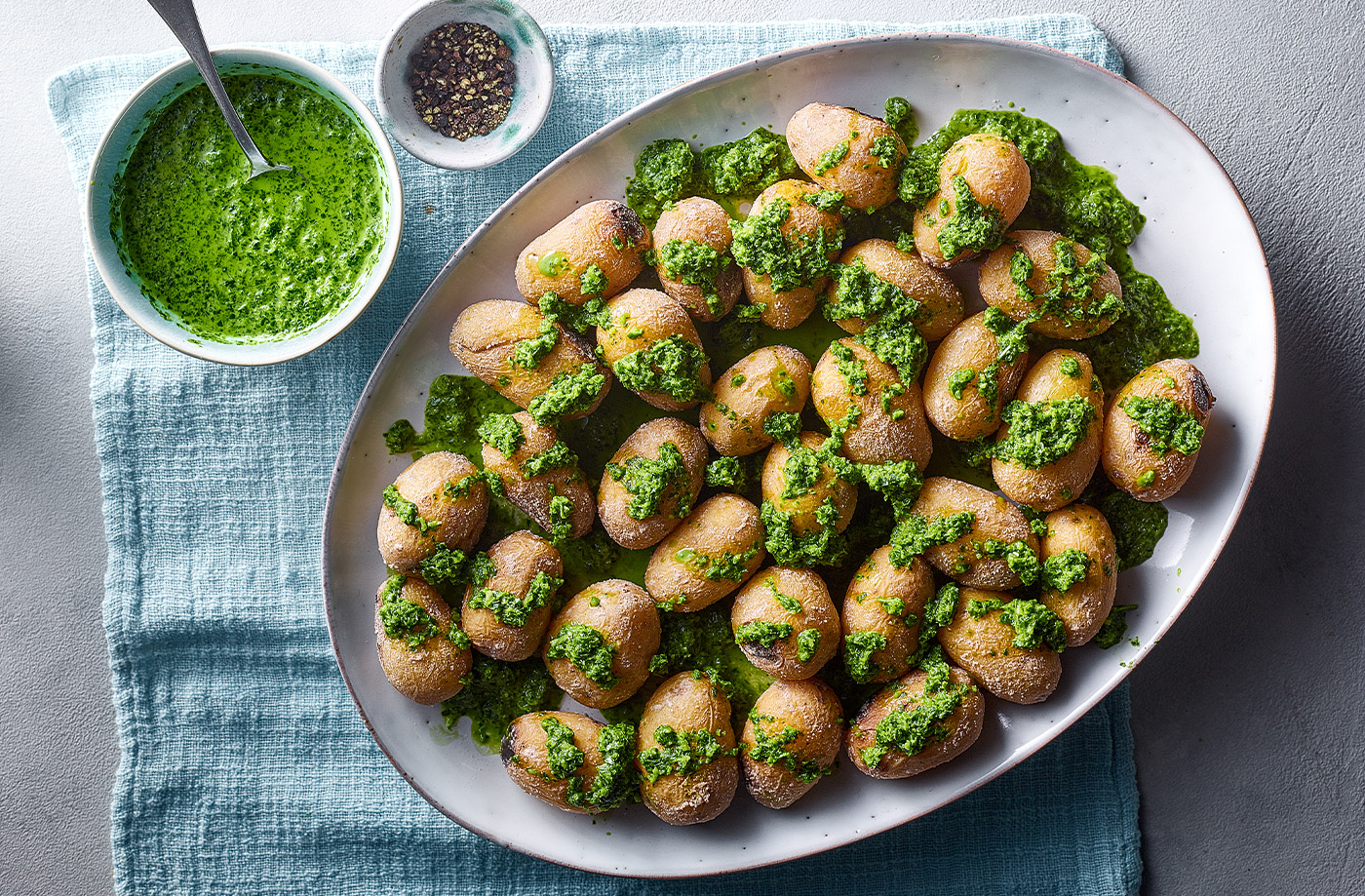 Salt-crusted potatoes with green sauce recipe