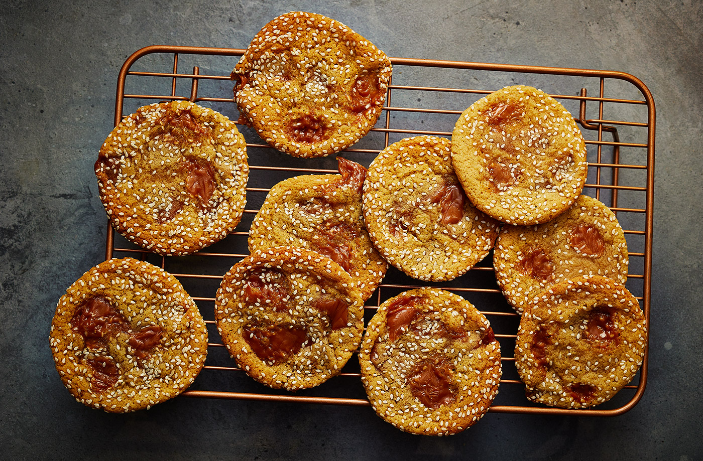 Sesame toffee cookies recipe