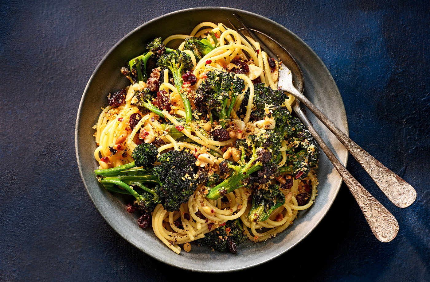 Sicilian-style veggie spaghetti recipe