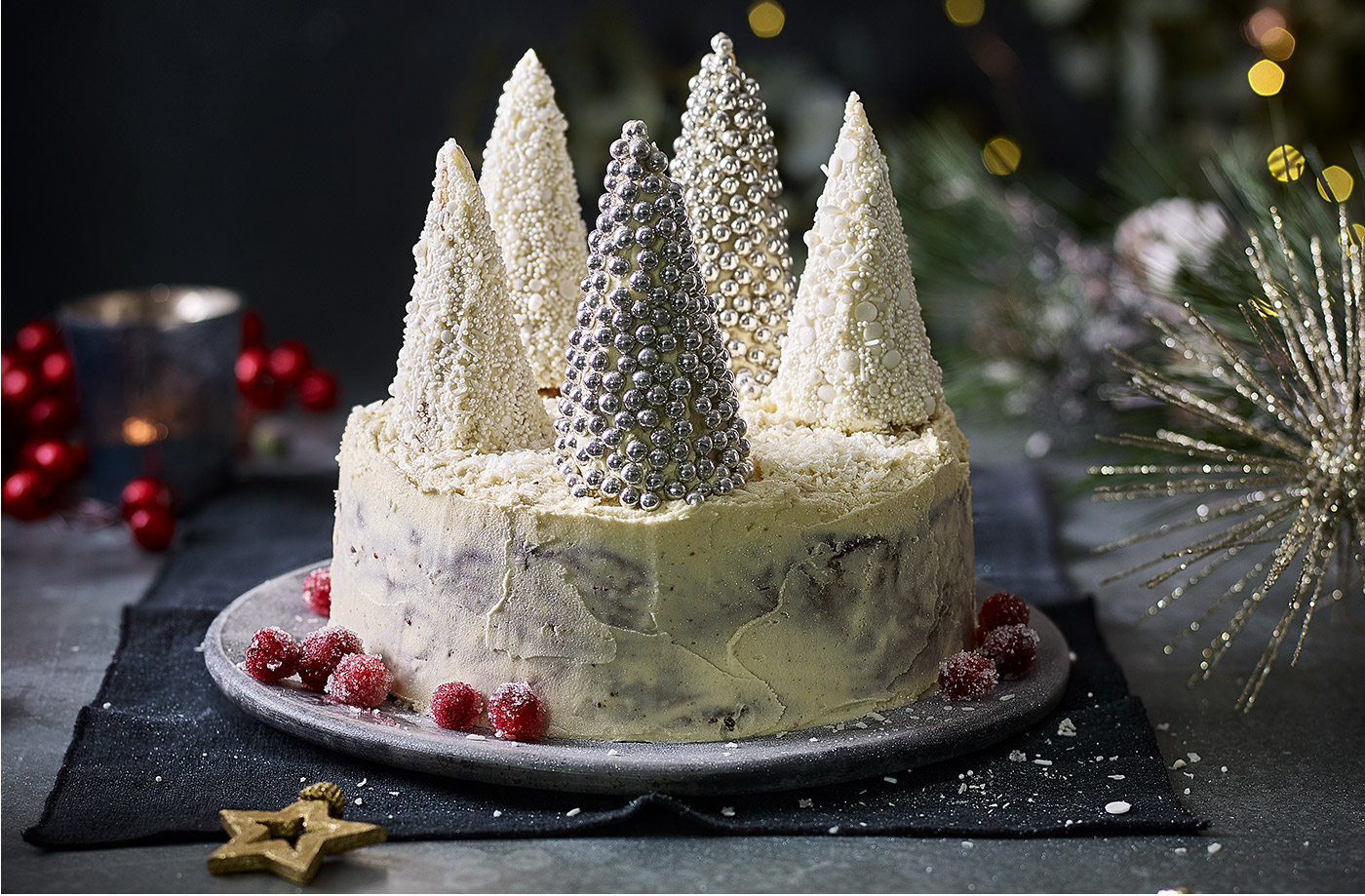 Sparkly Christmas forest cake recipe