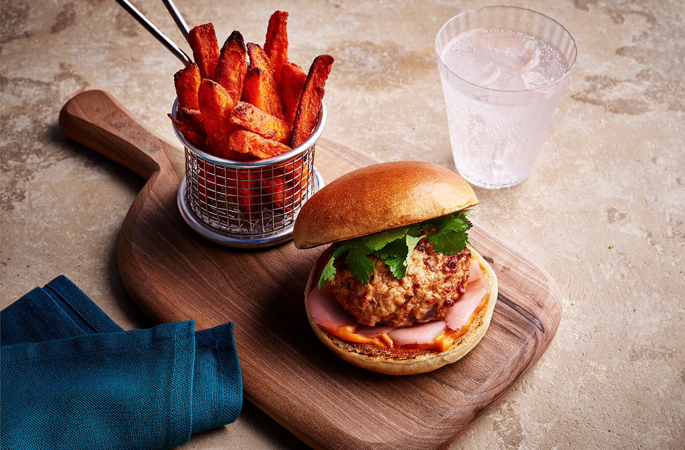 Spicy air-fryer turkey burgers recipe