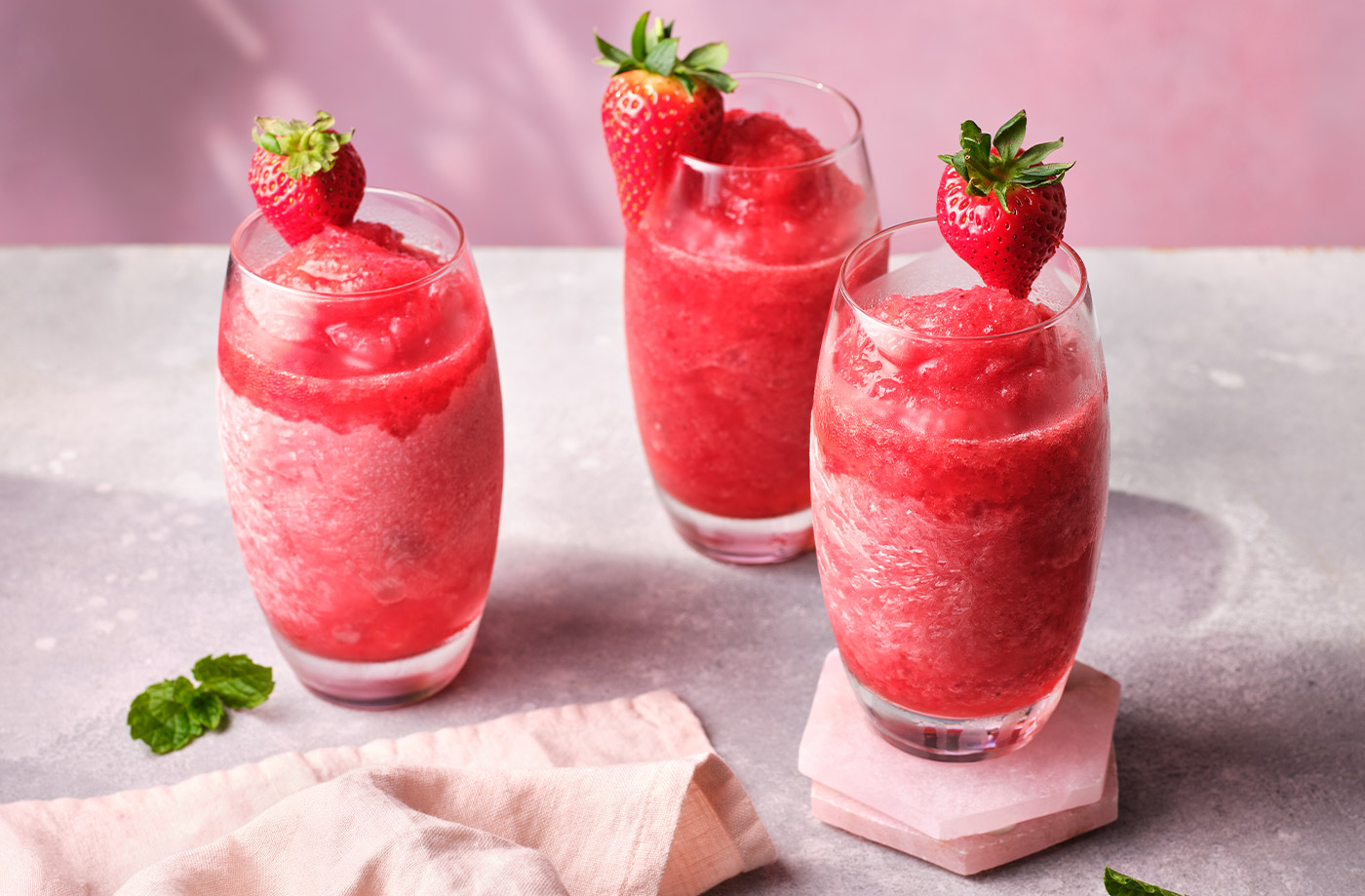 Strawberry rosé slushies recipe