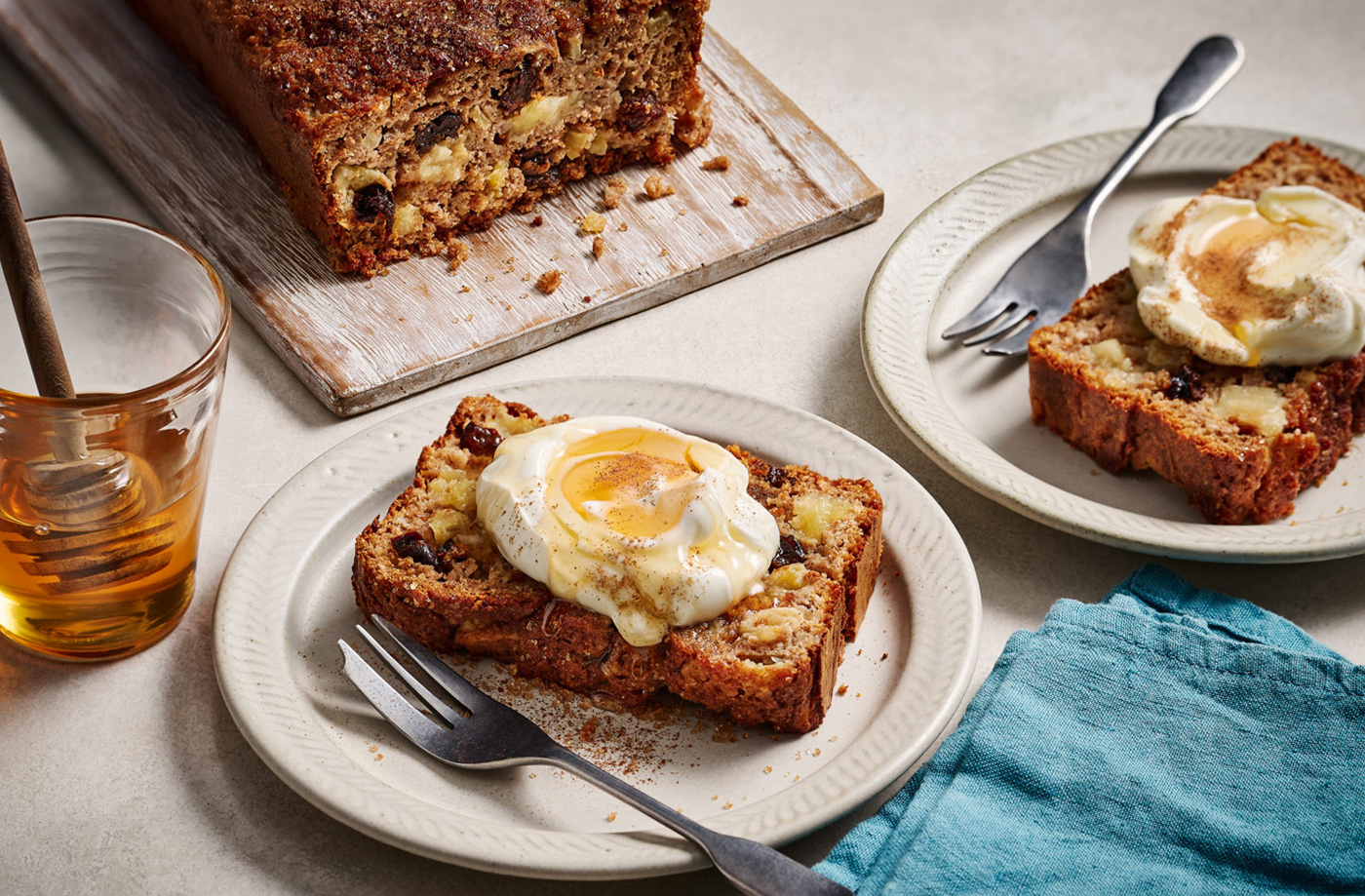 Apple pie breakfast loaf recipe