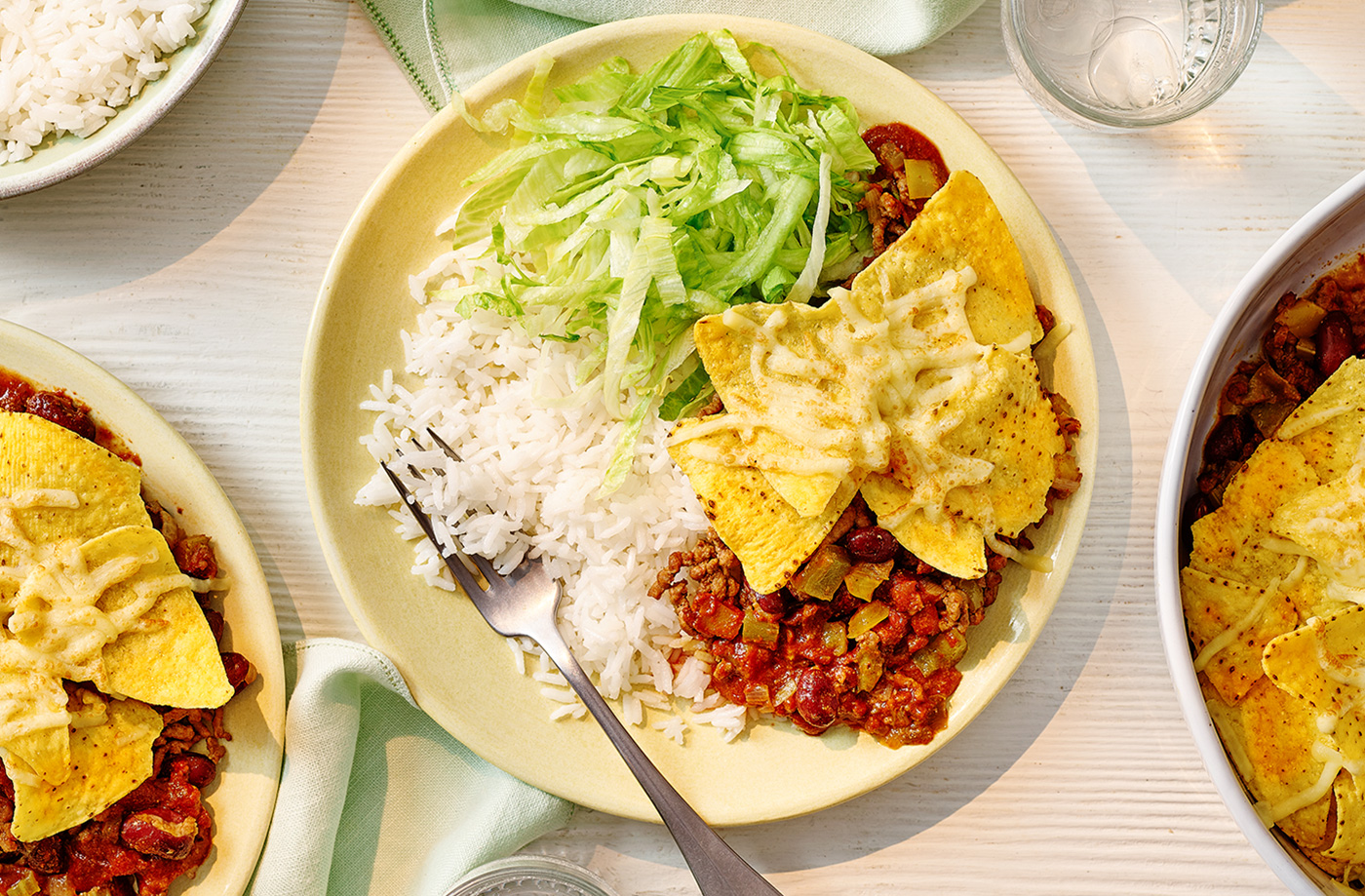 Nacho-topped chilli con carne bake  recipe