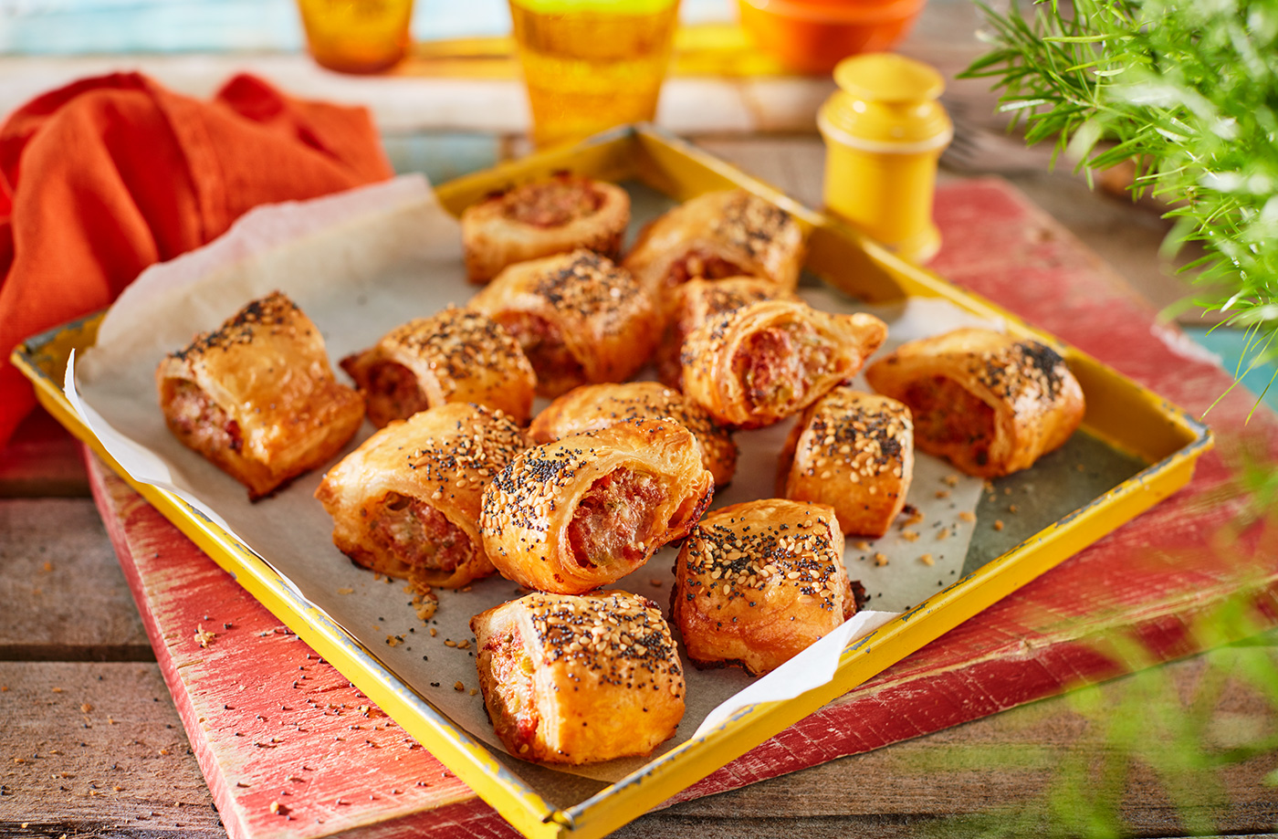 Spanish-style sausage rolls recipe