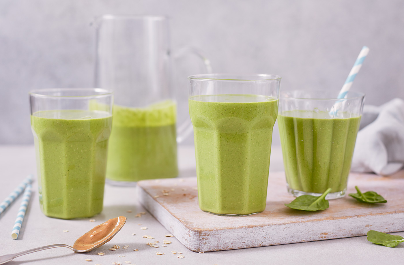 Peanut butter, banana and spinach smoothie recipe