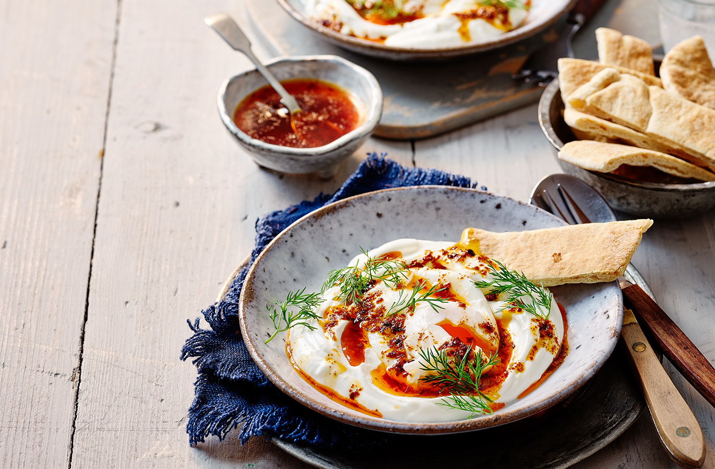 Turkish eggs recipe