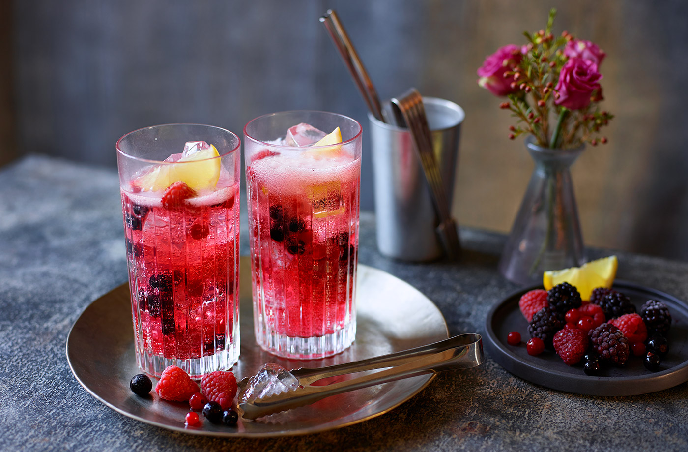 Valentine's gin fizz recipe