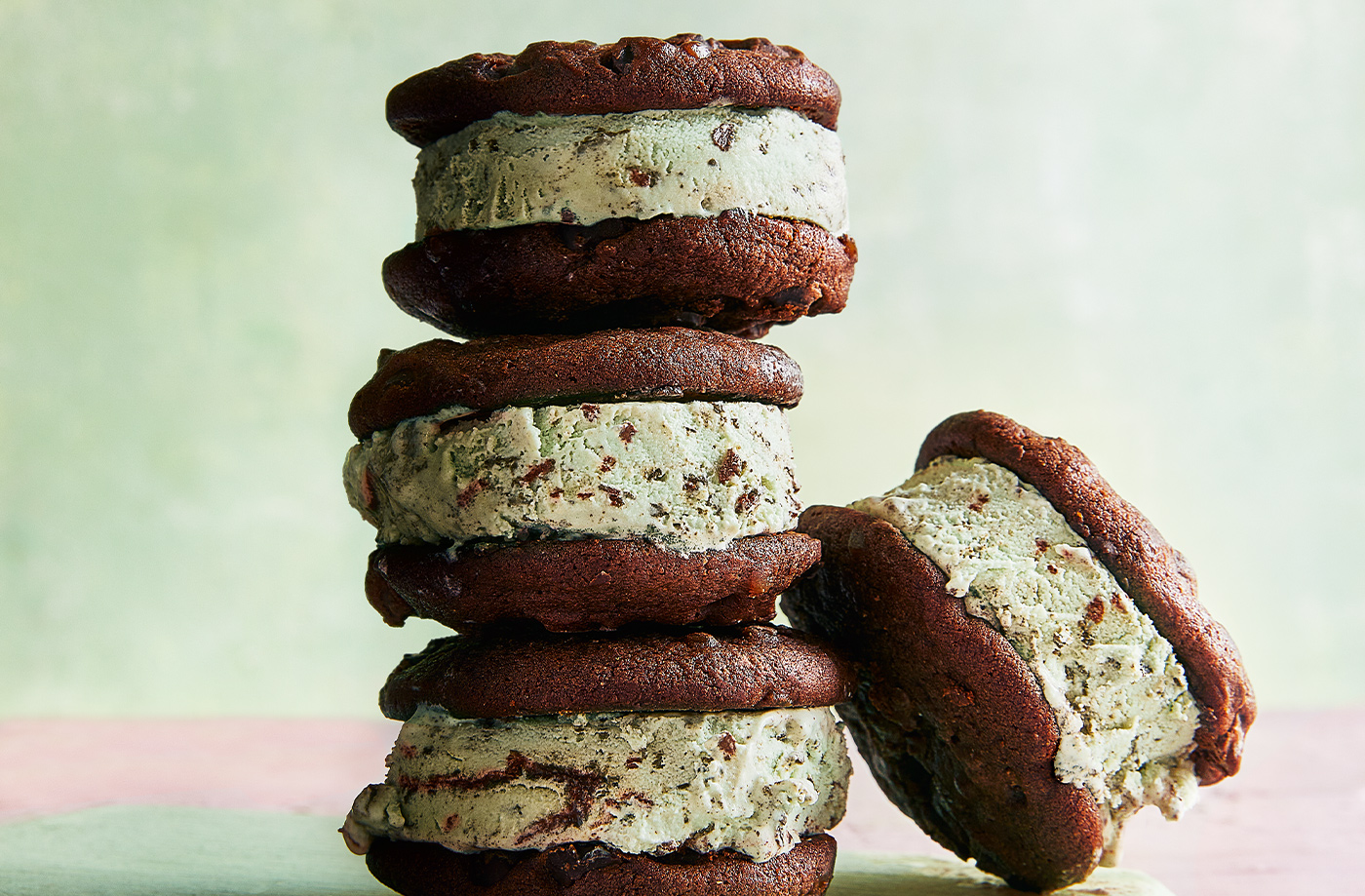 Vegan mint chocolate chip ice cream sandwiches recipe