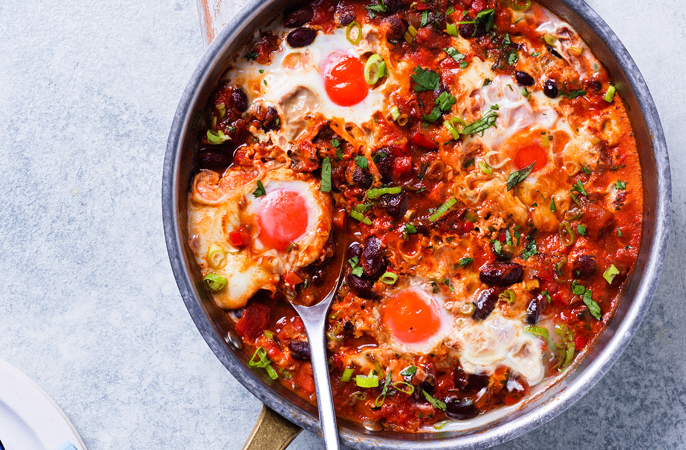Spicy and smoky baked eggs recipe