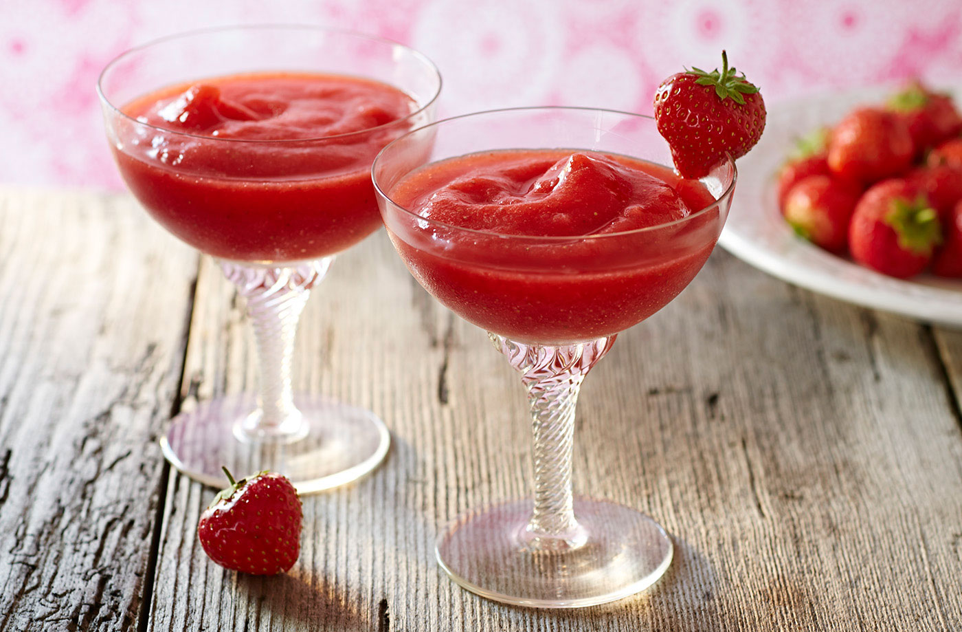 Frozen strawberry daiquiris recipe