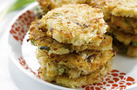 Looking for ways to use up leftover rice? These crunchy rice cakes have a lovely kick to them – and are a good healthy, savoury snack to boot. The hazelnuts add a nice crunch. Add slightly more chilli if you like it hot.