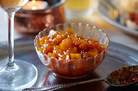 A delicious tangy and sweet homemade mango chutney that's packed with aromatic hints of ginger, clove and cumin