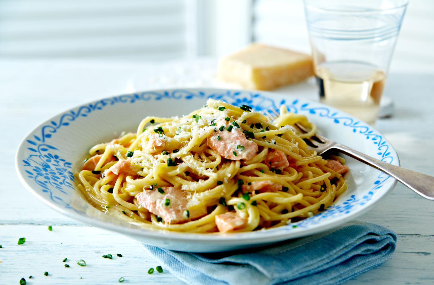 Salmon carbonara recipe