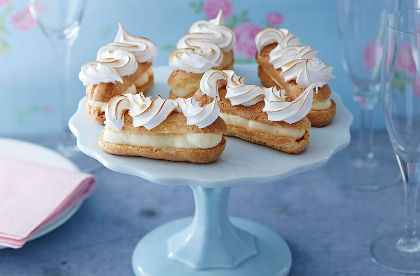 Lemon meringue eclairs recipe
