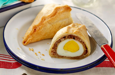 A tasty little summer snack, these clever bakes combine two British classics: scotch eggs and cornish pasties. Quick and simple to make, they are the perfect al fresco treat to treat friends and family to this summer.