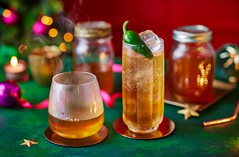 Sweet 'n' spicy, our hot honey whisky is the perfect gift for that special someone this Christmas. Enjoy it neat, or warmed up in a hot toddy!