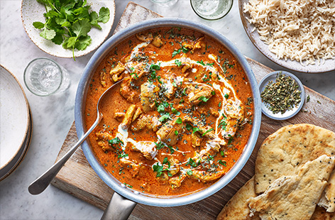 Rich, creamy and a little bit spicy, this easy curry is perfect for your next Friday night fakeaway. Use the leftovers to make some cheesy pull-apart sliders to enjoy over the weekend!