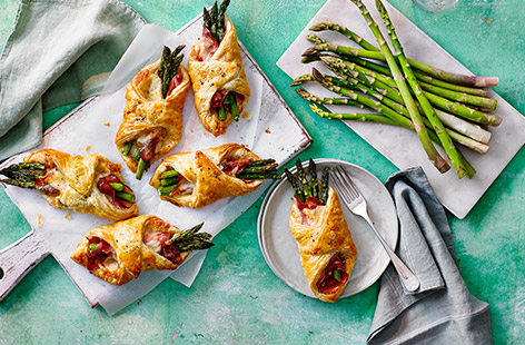 Make the most of seasonal asparagus with this simple and delicious savoury bake idea