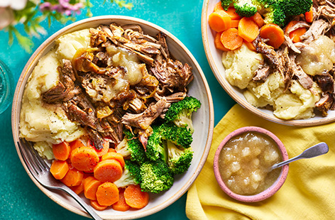 Take your Mother's Day Sunday lunch to the next level with Bethany's braised pork recipe. Slow cook the pork with apples then shred once juicy and tender. Serve with creamy mash and a generous dollop of apple sauce.