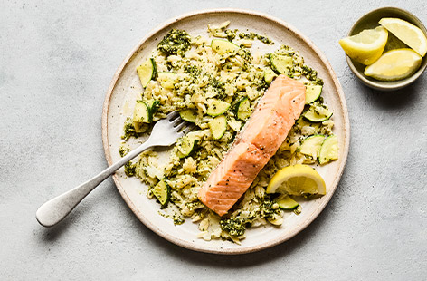 This one-pan wonder is on the table in just 30 minutes. It's bursting with the bright flavours of courgette, fennel and pesto that go perfectly with salmon. Don't skip the lemon wedges, they add a fresh zing to the plate - delicious!