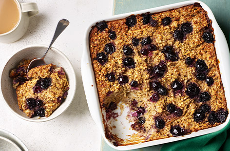 This blueberry and banana breakfast bake is 1 of your 5-a-day and uses ingredients you likely already have at home. The perfect weekend brekky idea.