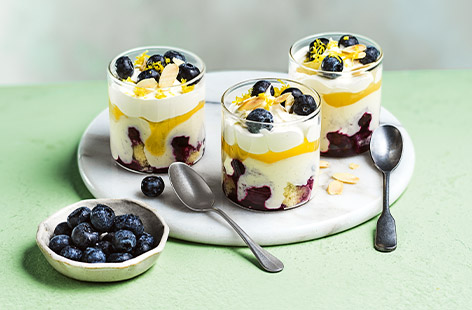 A fun spin on an English classic, try out these sweet mini trifles with a lovely flavour combination of tart blueberries and tangy lemon, along with rich custard and cream, of course! 