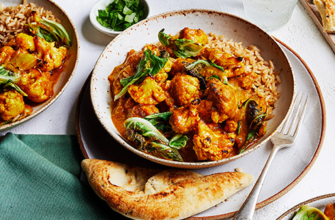 For those moments when you fancy a curry, this veggie recipe will come to the rescue. It's ready in 30, so no need to hang around for a slow-cooked creation, but it tastes beautifully creamy, as all good kormas do, thanks to the concentrated korma paste, ground almonds and Greek yogurt. Serve with rice pouches and warmed naan bread to complete your speedy, super-easy fakeaway.
